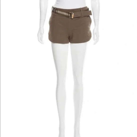 GUCCI MID-RISE BELTED SHORTS
